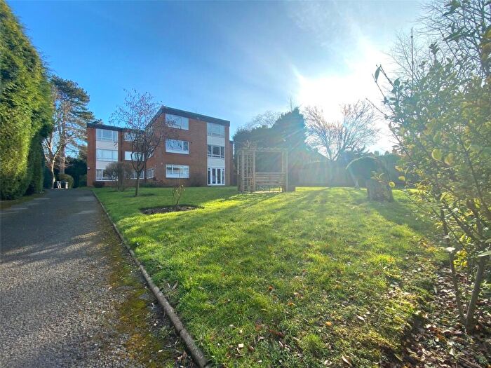 2 Bedroom Flat To Rent In Devonshire Court, Belwell Lane, Sutton Coldfield, West Midlands, B74