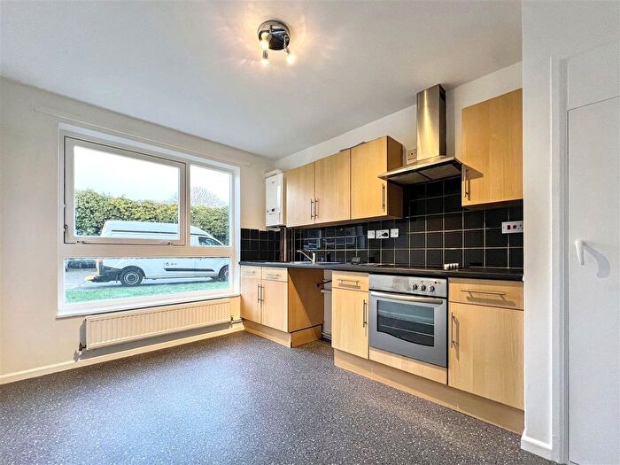 2 Bedroom Flat To Rent In William Mere Gardens, Norwich, NR1