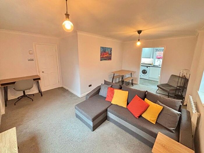 1 Bedroom Flat To Rent In Langtons Wharf, Leeds, LS2