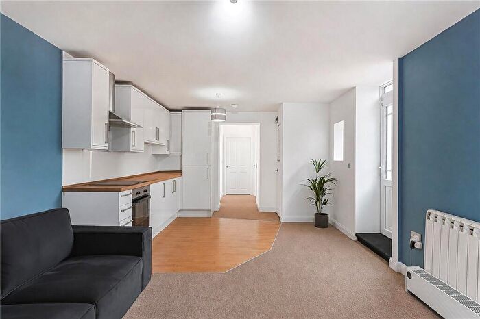 1 Bedroom Apartment For Sale In Darracott Road, Southbourne, Bournemouth, BH5