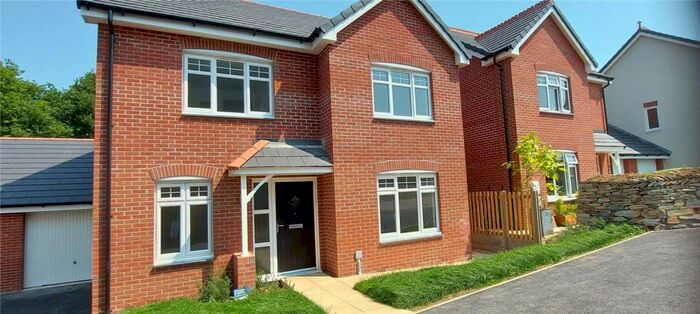 4 Bedroom Detached House To Rent In Tavistock, PL19