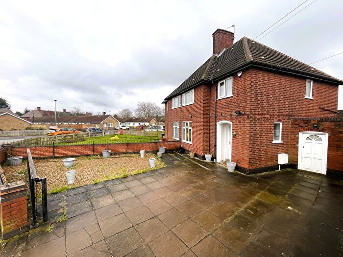 3 Bedroom Semi Detached House To Rent In Bainbridge Road, Leicester, LE3