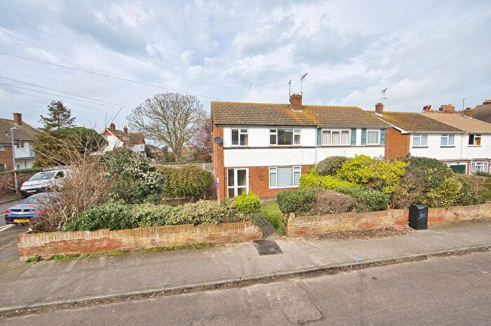 3 Bedroom Semi-Detached House For Sale In Cuthbert Road, Westgate-On-Sea, CT8