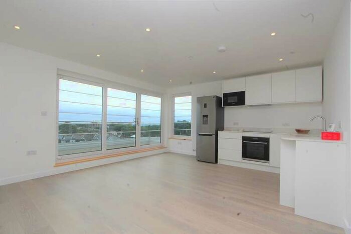 2 Bedroom Flat To Rent In Dorchester Court, Muswell Hill, N10