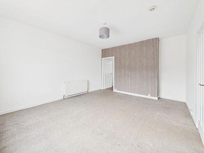 2 Bedroom Flat For Sale In Garnock Street, Dalry, KA24
