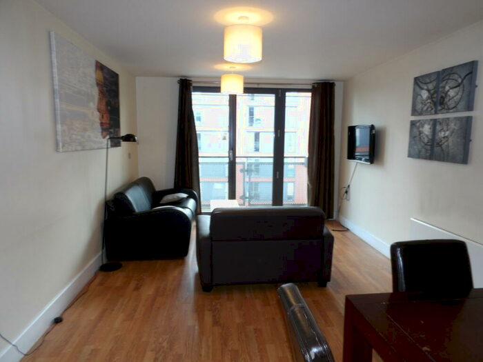 2 Bedroom Apartment To Rent In The Arcadian, B5