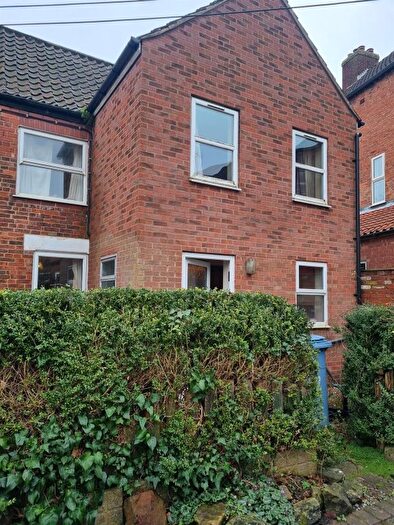 3 Bedroom End Of Terrace House For Sale In Eldon Street, Tuxford, Newark, NG22