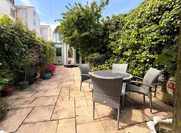 1 Bedroom Cottage For Sale In Manor Court, Seaton, Devon, EX12