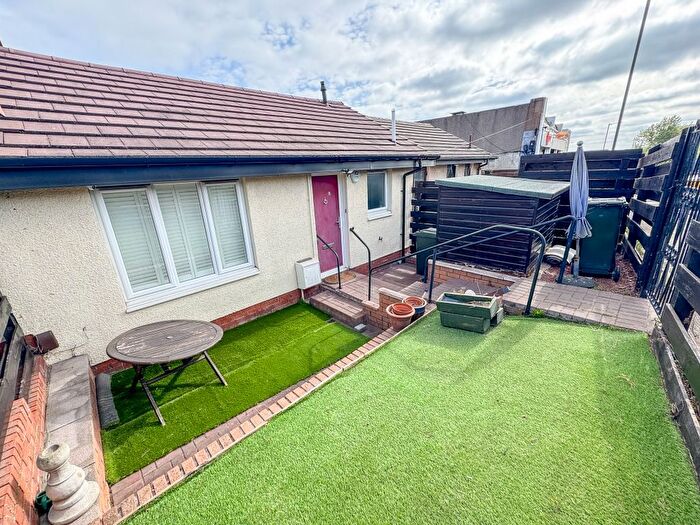 1 Bedroom Semi-Detached House To Rent In Milton Road East, Joppa, Edinburgh, EH15