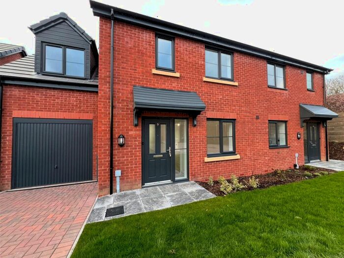 4 Bedroom Semi Detached House To Rent In Woodland, Abbey Road, B67