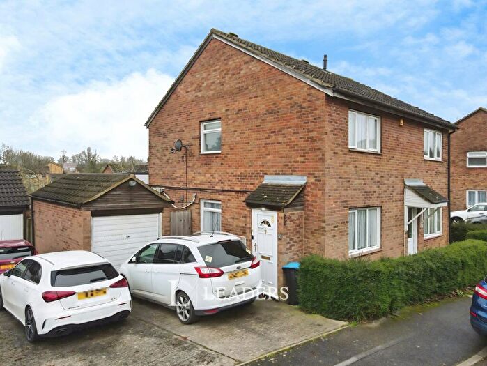 2 Bedroom Semi Detached House For Sale In Montagu Drive, Eaglestone, Milton Keynes, MK6