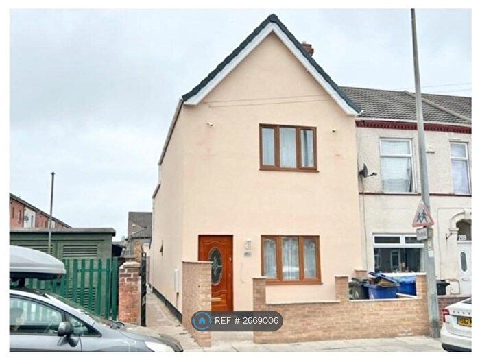 3 Bedroom End Terrace House To Rent In Wellington Street, Grimsby, DN32