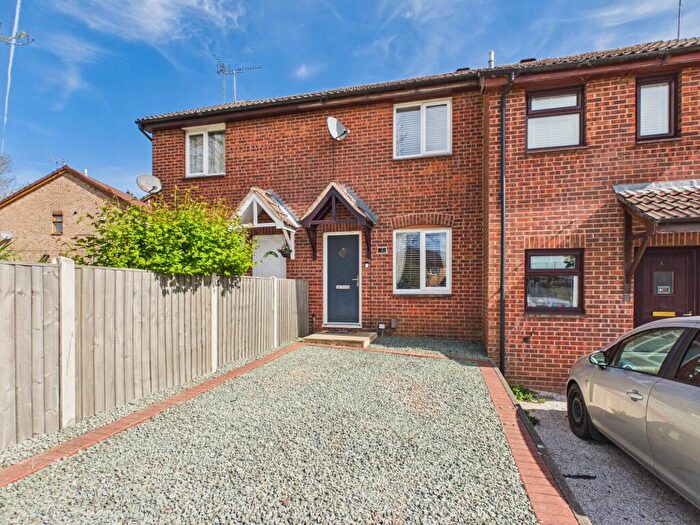 2 Bedroom Terraced House For Sale In Swinderby Drive, Oakwood, DE21