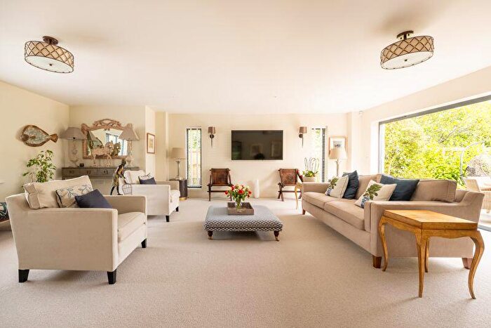 5 Bedroom Detached House For Sale In Stunning Contemporary Home Minutes From Millfield School, BA16
