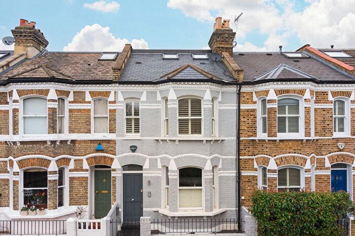 4 Bedroom Terraced House For Sale In Basuto Road, London, SW6
