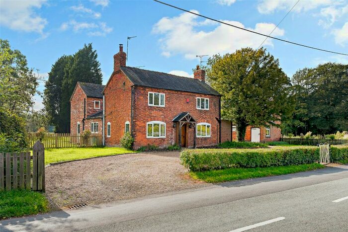 4 Bedroom Detached House To Rent In Pit Lane, Hough, Crewe, Cheshire, CW2