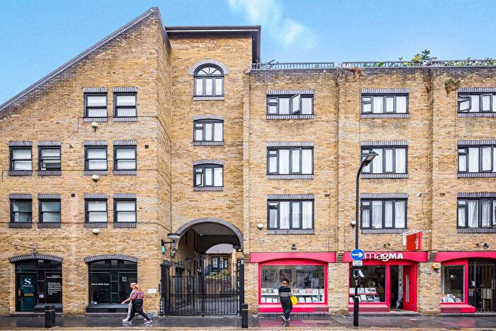 2 Bedroom Flat To Rent In Mathews Yard, London, WC2H