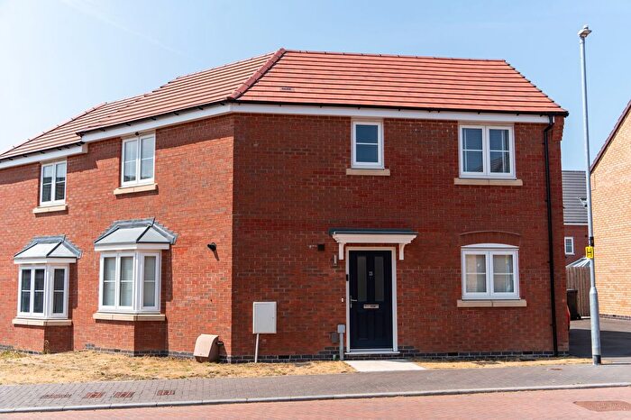 3 Bedroom Semi-Detached House For Sale In Spencer Clarke Road, Scraptoft, LE7