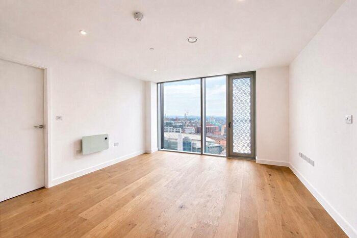 2 Bedroom Apartment To Rent In Great Bridgewater Street, Manchester, M1