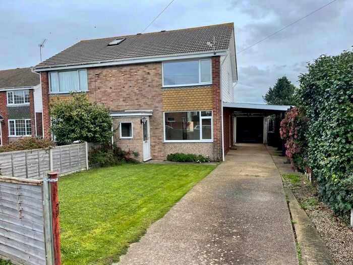 3 Bedroom Semi-Detached House To Rent In Fir Tree Road, Hayling Island, PO11