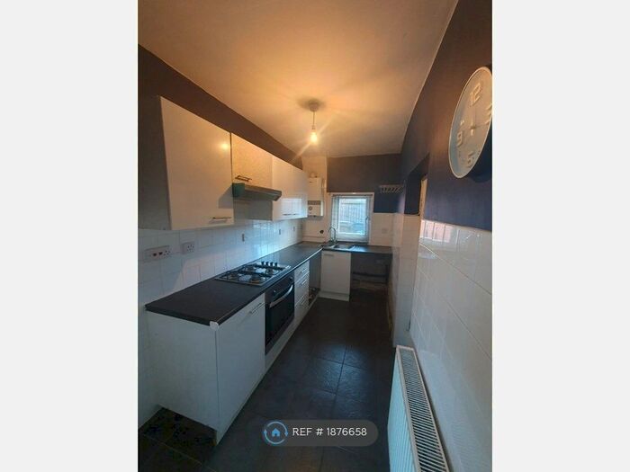 2 Bedroom Terraced House To Rent In High Street, Atherton, Manchester, M46