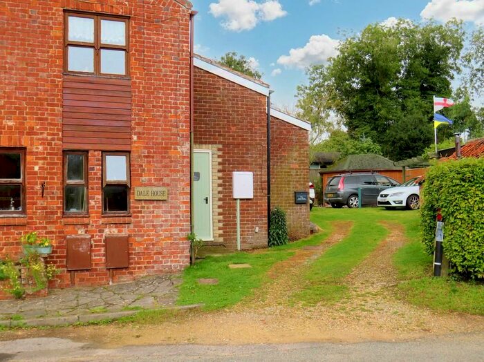 1 Bedroom Semi-Detached Bungalow To Rent In West Road, Tetford, LN9