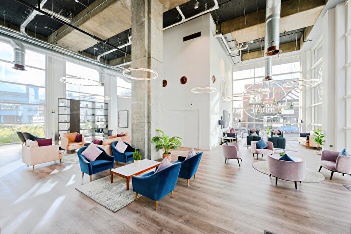 2 Bedroom Flat For Sale In High Street, Croydon, Surrey, CR0