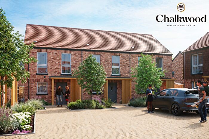 2 Bedroom Semi-Detached House To Rent In Calverley Lane, Swanscombe, Kent, DA10