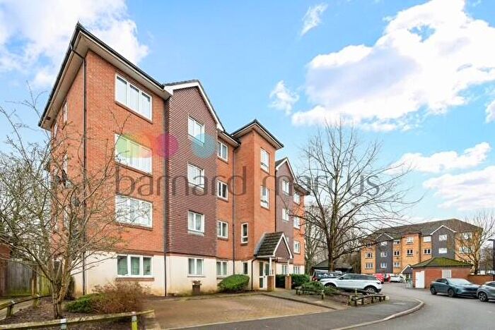 2 Bedroom Flat To Rent In Old School Place, Croydon, CR0