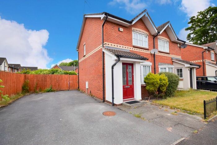 2 Bedroom Semi-Detached House To Rent In Fenside Road, Sharston, Wythenshawe, Manchester, M22