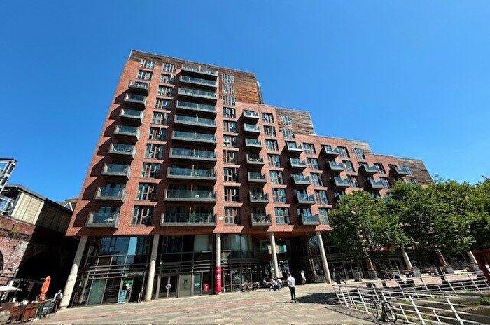 1 Bedroom Apartment To Rent In Watermans Place, Wharfe Approach, Leeds, LS1