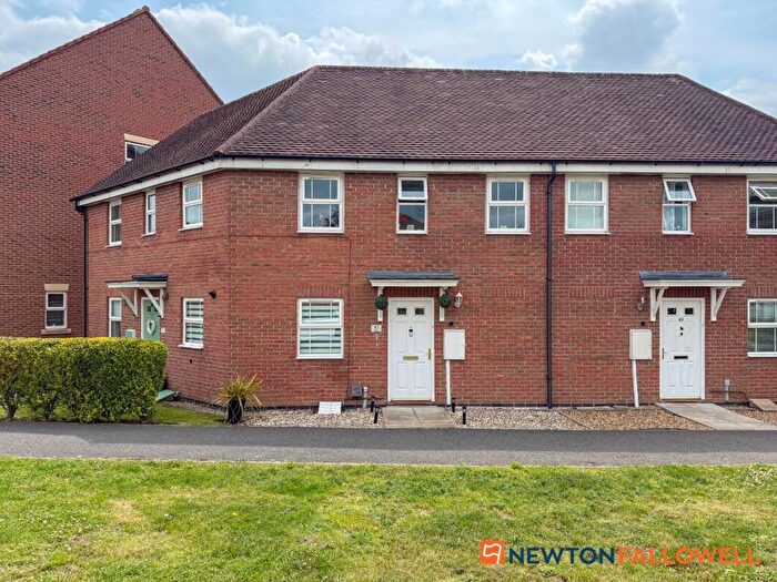 2 Bedroom Flat For Sale In Goldstraw Lane, Fernwood, NG24