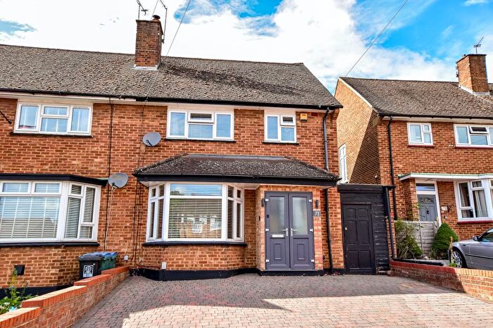 3 Bedroom Semi-Detached House For Sale In Ganders Ash, Watford, WD25