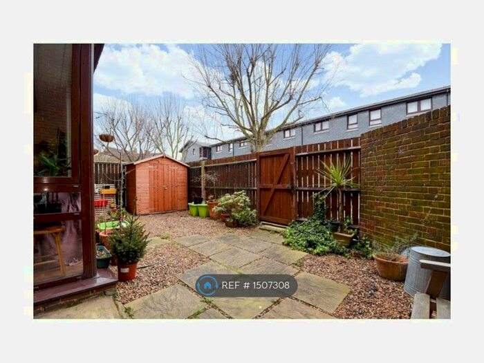 1 Bedroom Flat To Rent In London, London, SE15