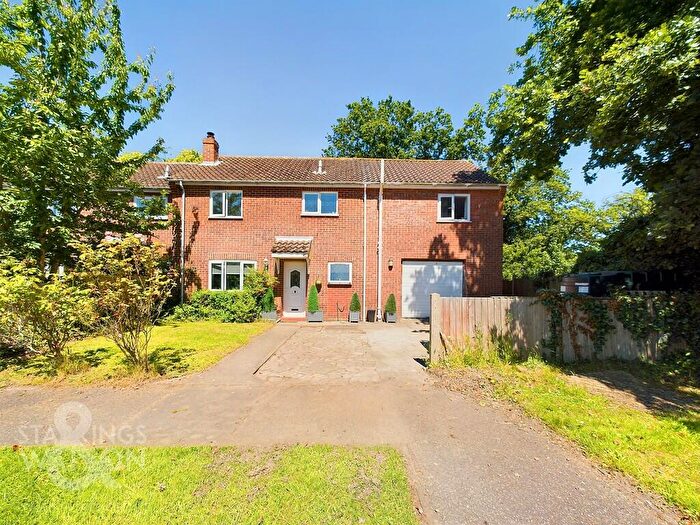 5 Bedroom End Of Terrace House For Sale In Oak Tree Court, Catfield, Great Yarmouth, NR29