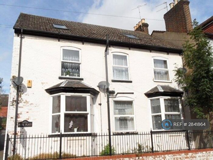 1 Bedroom Flat To Rent In Peak Place, Luton, LU1