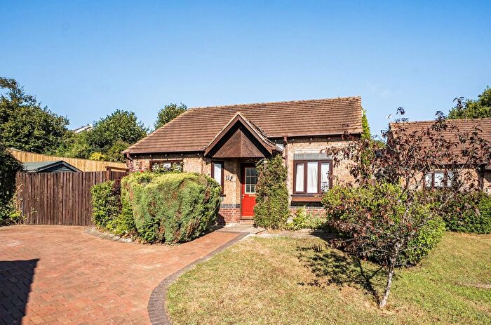 2 Bedroom Detached Bungalow For Sale In Eliot Close, Killay, Swansea, SA2