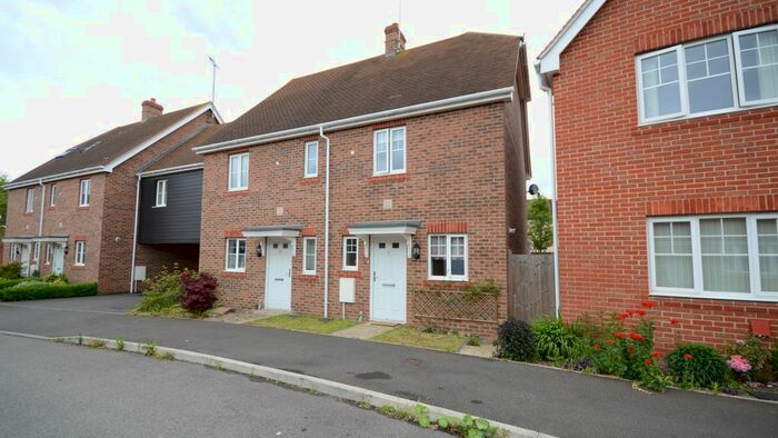 2 Bedroom Semi-Detached House To Rent In Turbary Road, Fleet, GU51