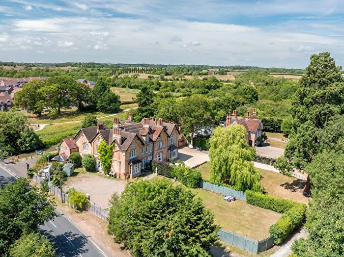 6 Bedroom Semi Detached House For Sale In Bishopton Lane, Bishopton, CV37