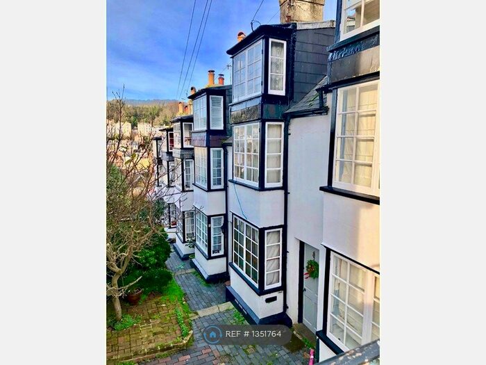 2 Bedroom Terraced House To Rent In Trafalgar Cottages, Hastings, TN34