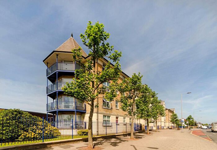 4 Bedroom Flat To Rent In Richmond Road, Kingston, Kingston Upon Thames, KT2