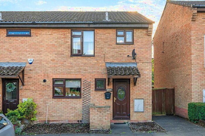 3 Bedroom Terraced House To Rent In Warrens Shawe Lane, Edgware, HA8