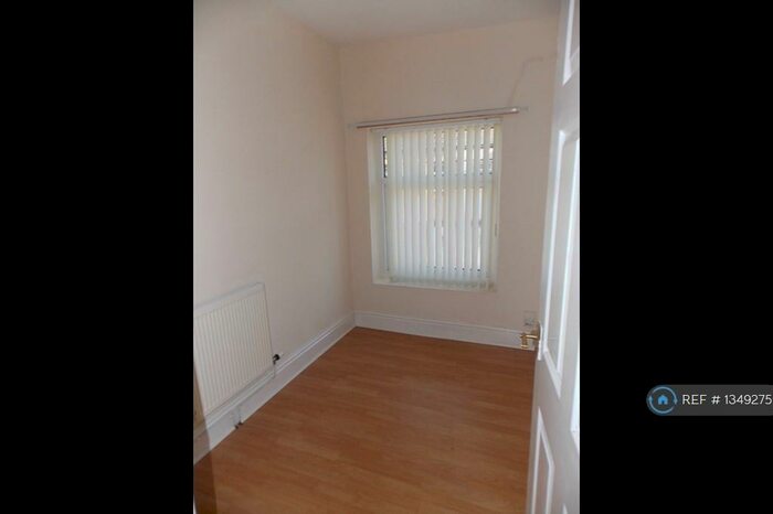 4 Bedroom Terraced House To Rent In Gorton Rd, Liverpool, L13