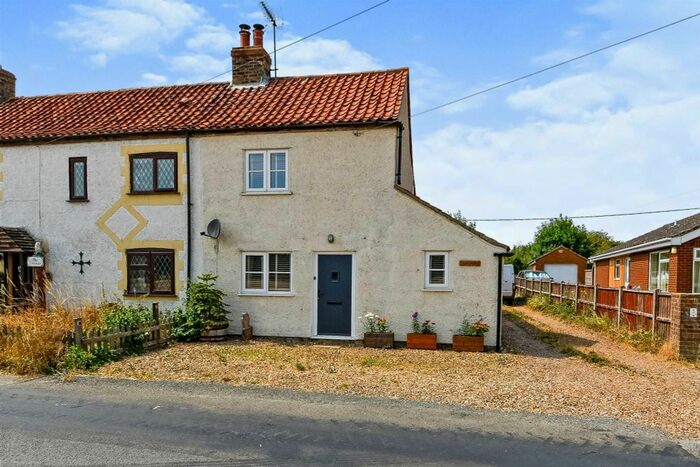 3 Bedroom Cottage For Sale In Station Road, West Dereham, King's Lynn, PE33