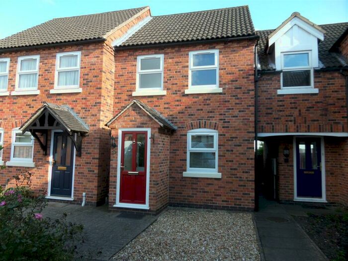 2 Bedroom Town House To Rent In Hattons Court, Melbourne, Derby, DE73