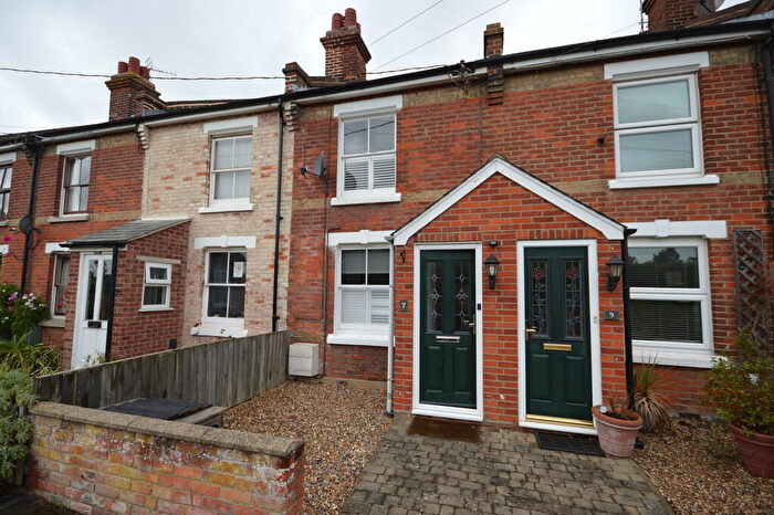 2 Bedroom Terraced House For Sale In Manor Road, Wivenhoe, CO7