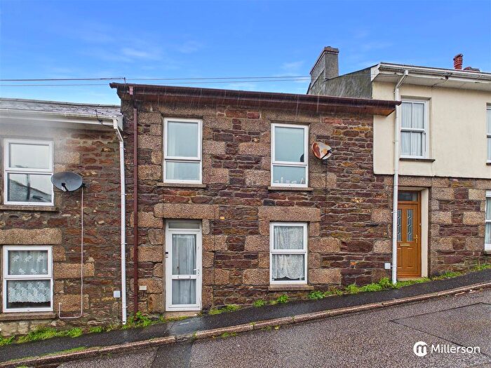 3 Bedroom Detached House For Sale In Sparnon Hill, Redruth, TR15