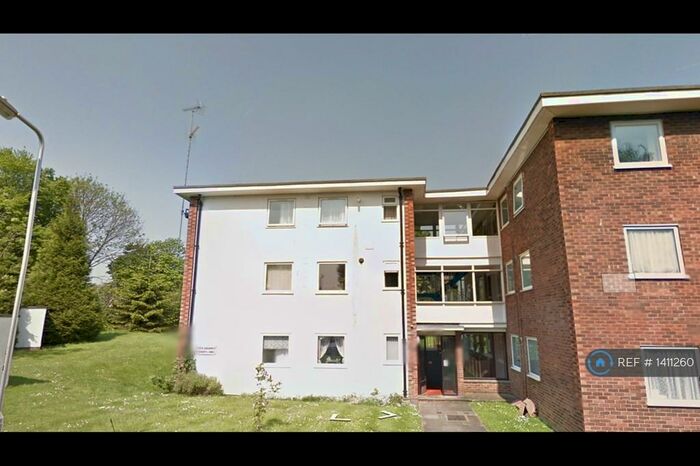 2 Bedroom Flat To Rent In Copperdale Close, Earley, Reading, RG6