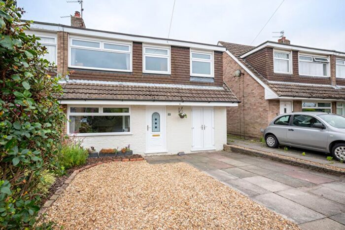 3 Bedroom Semi-Detached House For Sale In Tennyson Drive, Ormskirk, L39