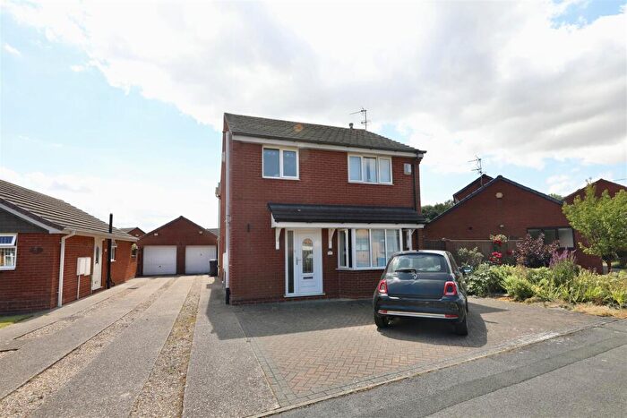 3 Bedroom Detached House For Sale In The Ridings, Hull, HU5